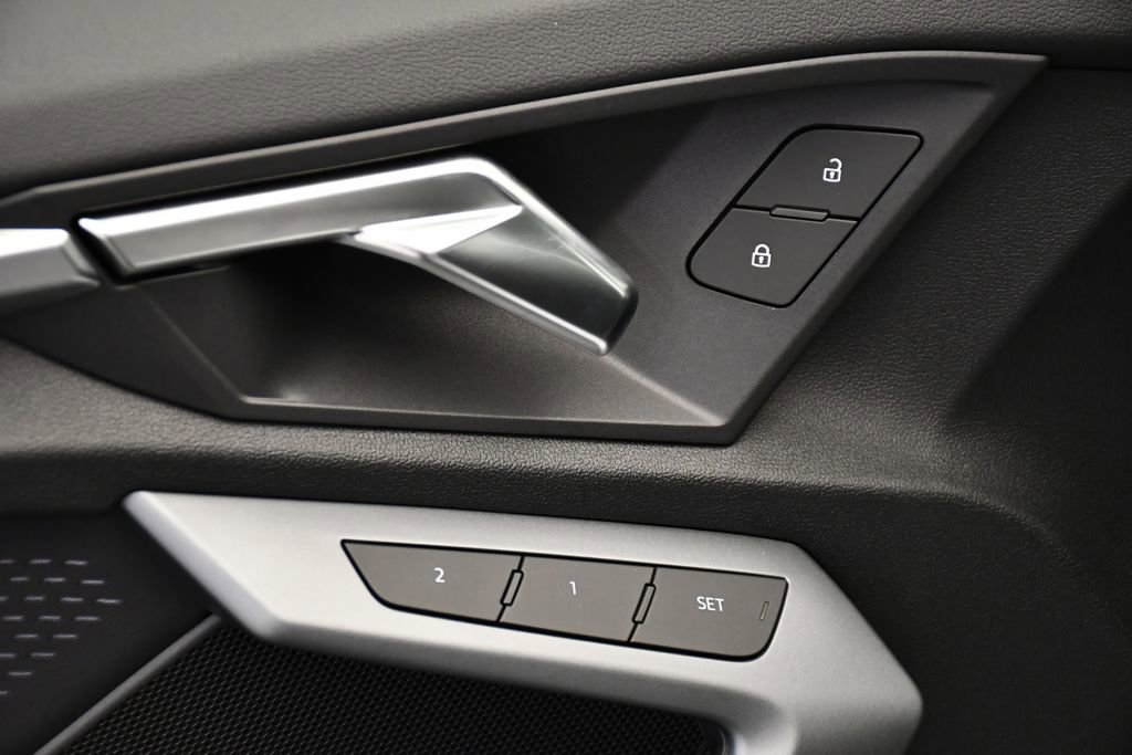 Used 2025 Audi A3 2.0T Premium Plus w/ Premium Plus Package AWD/4WD image 34