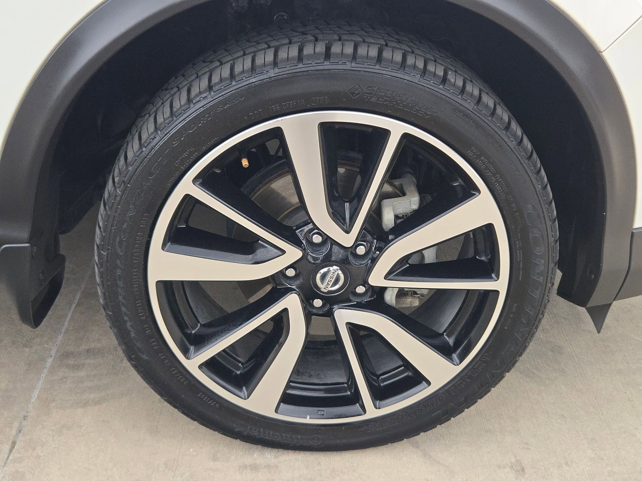 Used 2019 Nissan Rogue Sport SL image 31