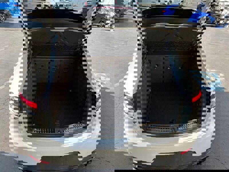 Used 2020 Porsche Macan S image 25