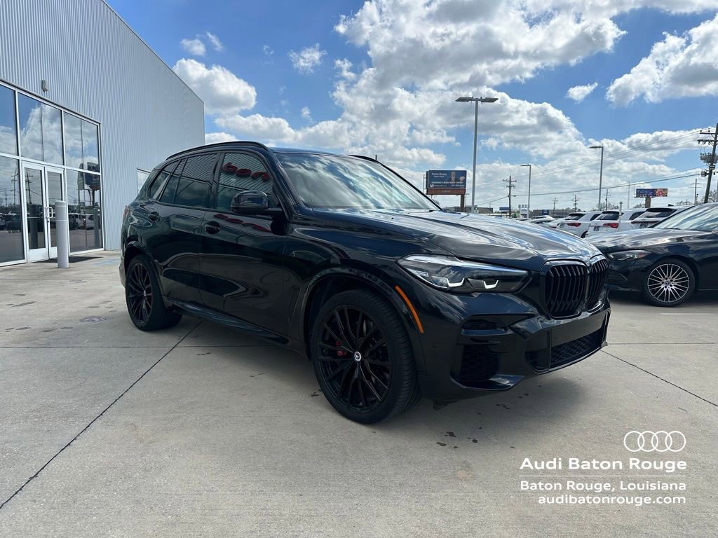 Used 2023 BMW X5 M50i w/ Climate Comfort Package image 3