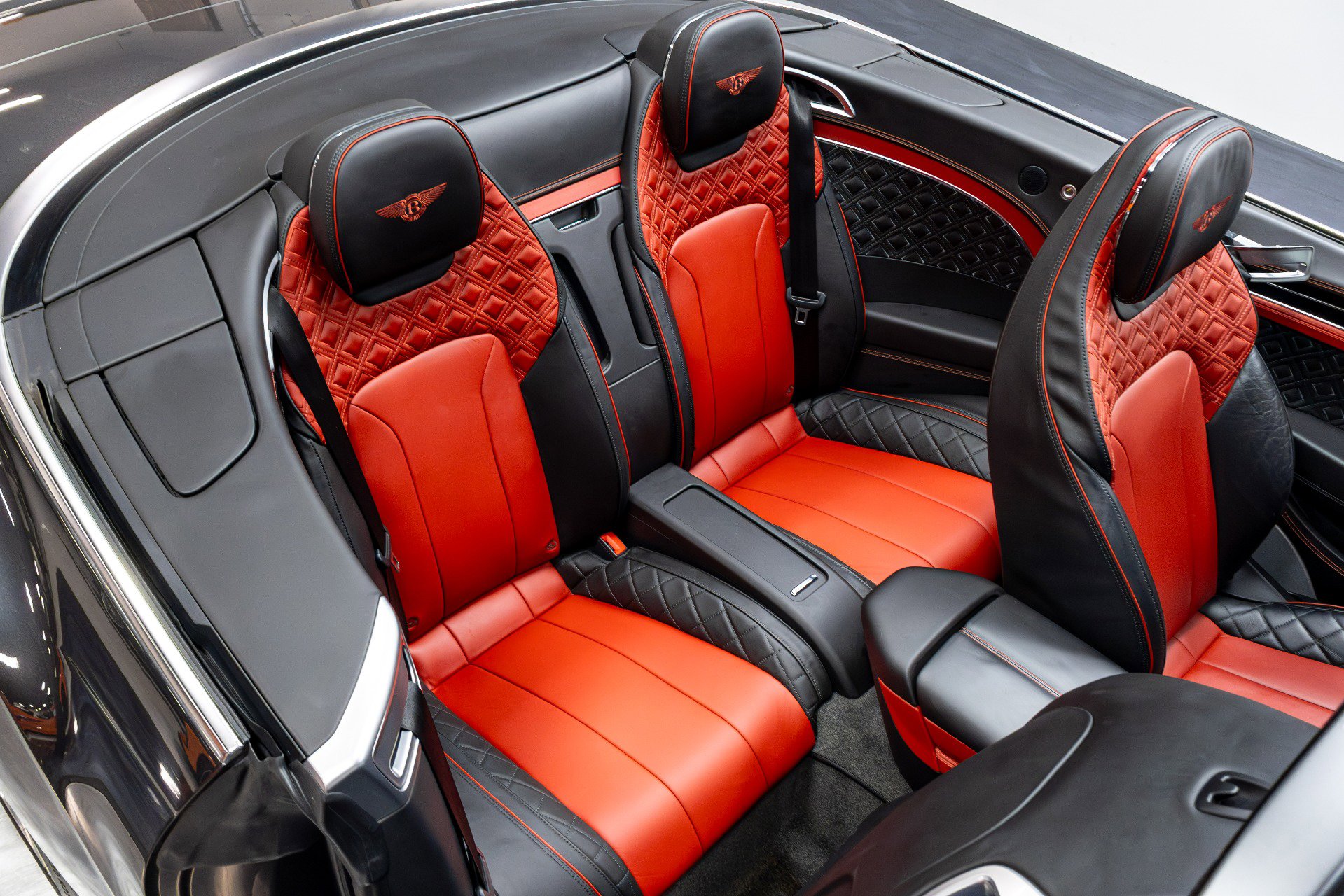 Used 2020 Bentley Continental GT image 30