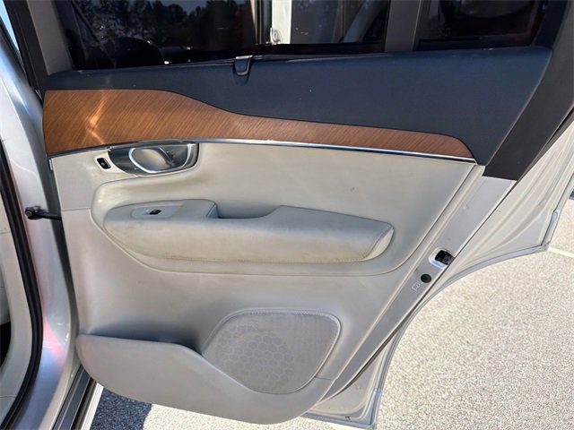 Used 2018 Volvo XC90 T6 Inscription w/ Convenience Package image 16