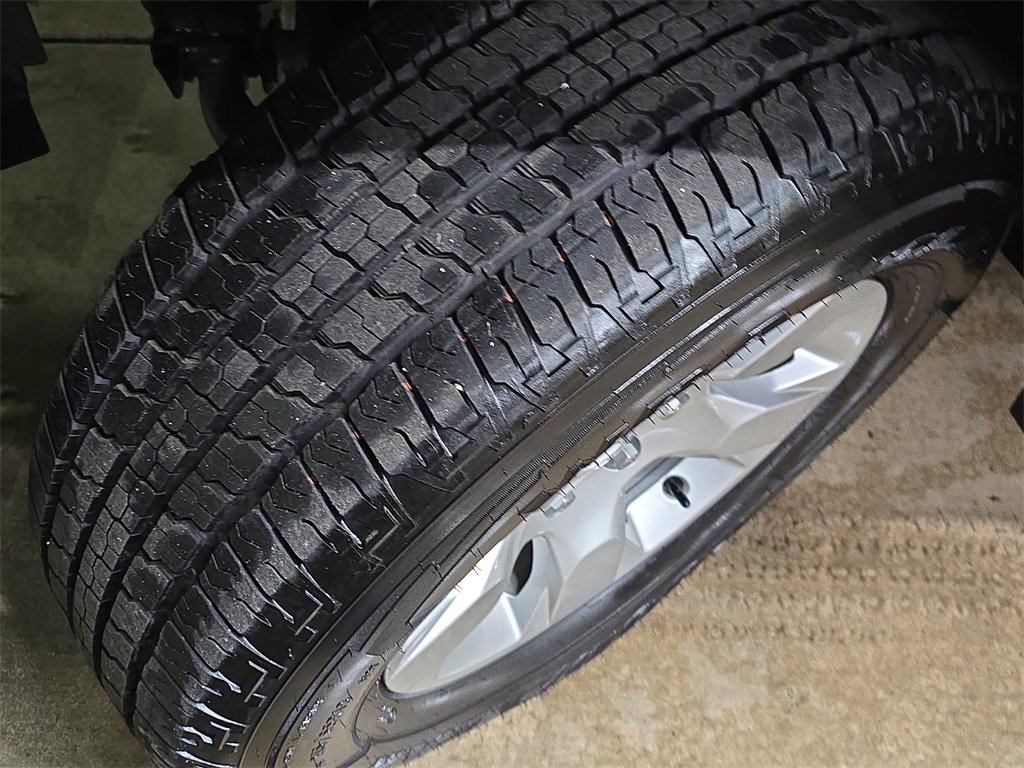 New 2026 RAM 1500 4x4 Crew Cab image 31