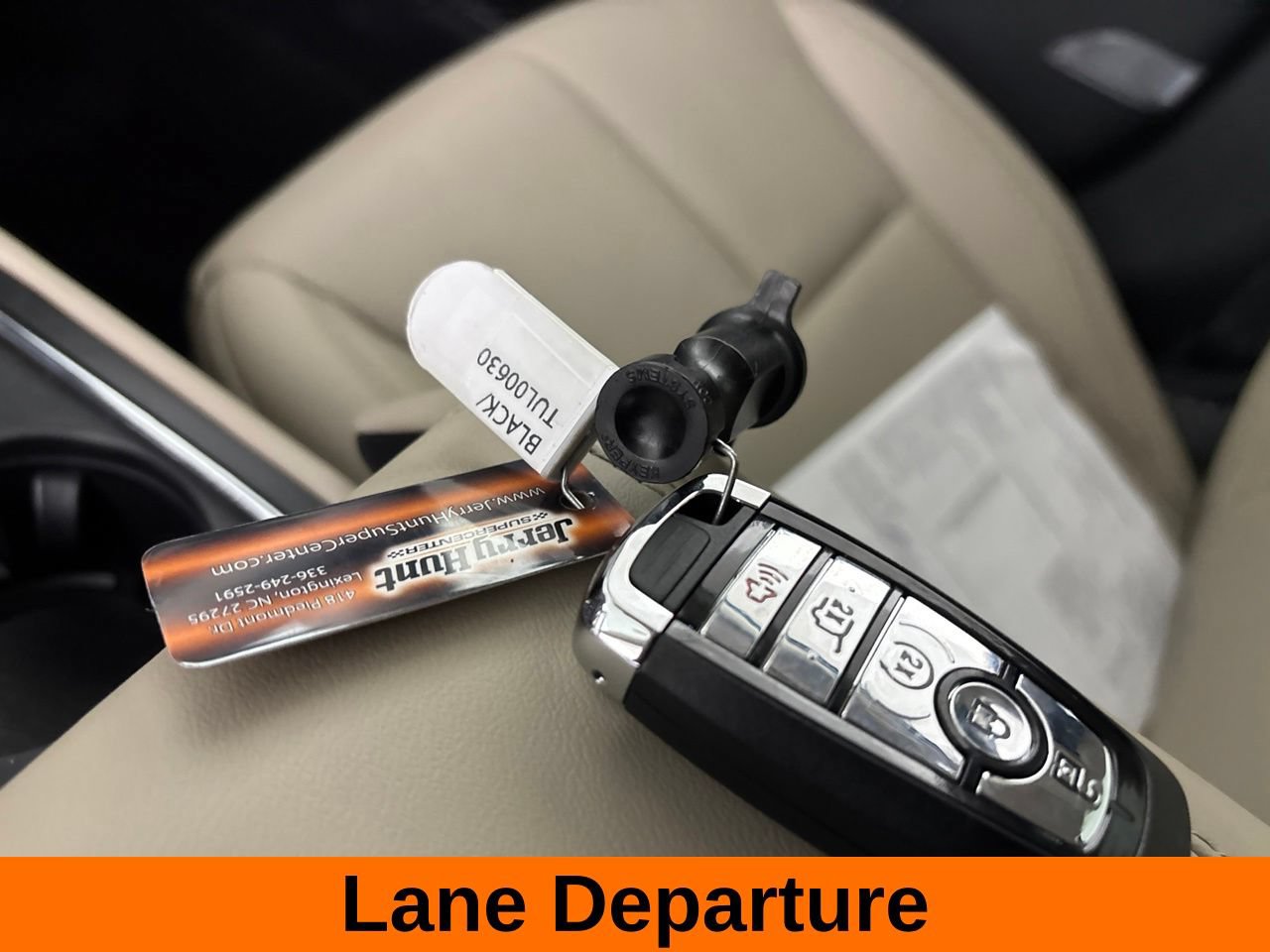Used 2026 Lincoln Corsair Premiere FWD image 22