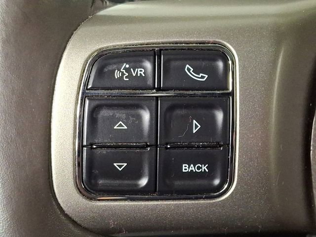 Used 2013 Jeep Grand Cherokee Laredo AWD/4WD image 21