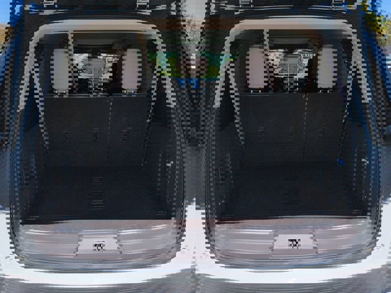 Certified 2023 Lincoln Navigator L Reserve image 13