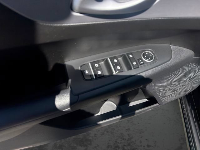 Used 2023 Kia Forte LXS FWD image 22