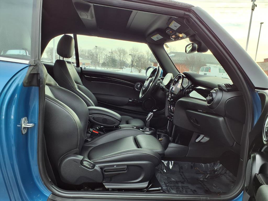 Used 2024 MINI Cooper S image 23