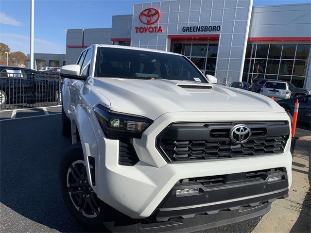 New 2025 Toyota Tacoma TRD Sport RWD image 3
