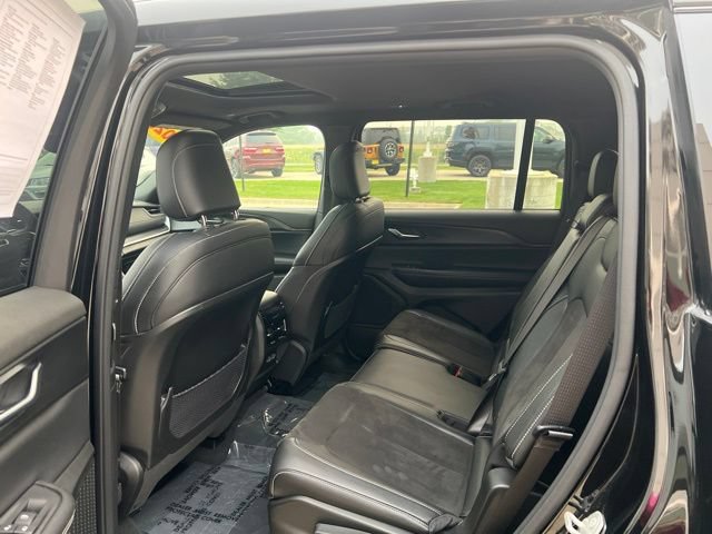 Certified 2023 Jeep Grand Cherokee L Altitude AWD/4WD image 19