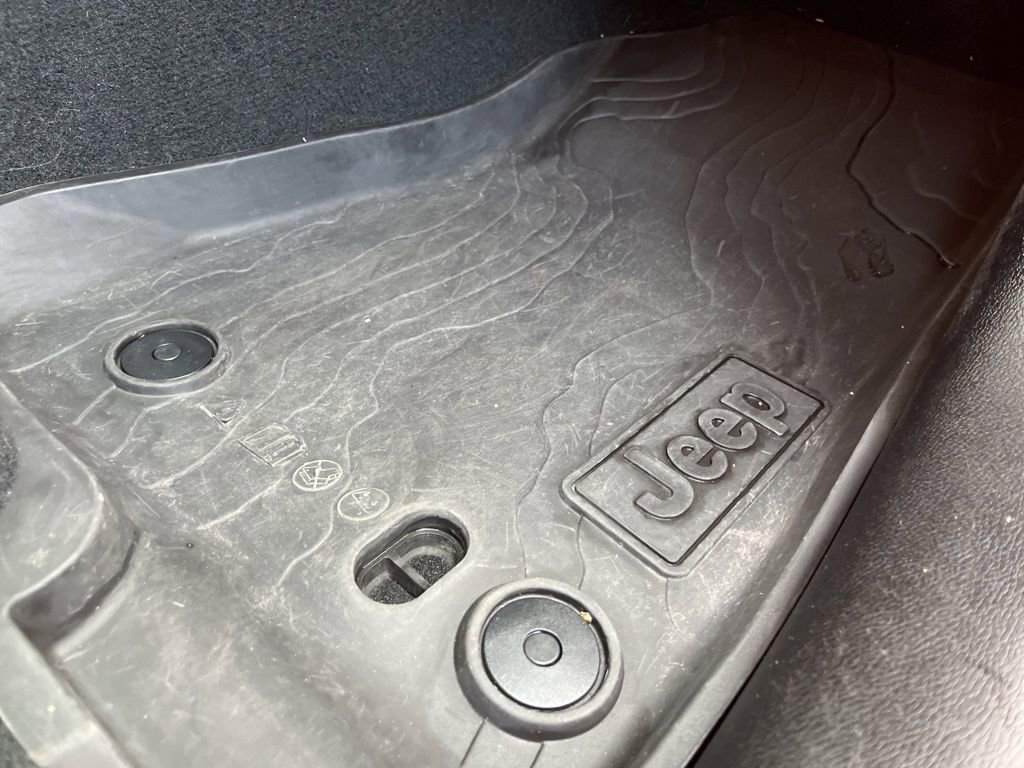 Used 2023 Jeep Wrangler Willys image 41