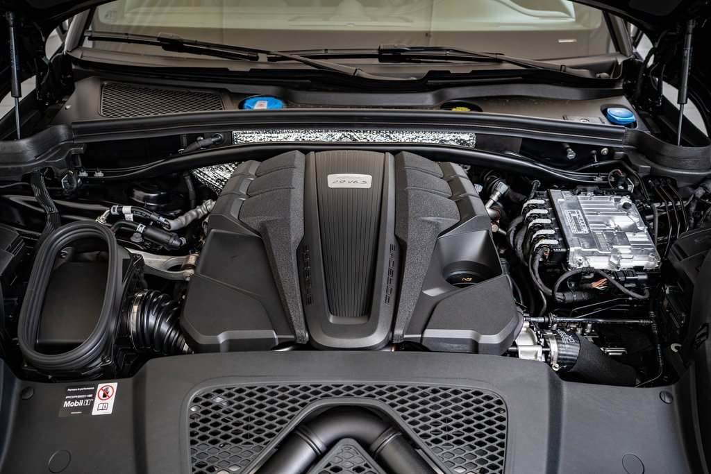 New 2026 Porsche Macan S image 46