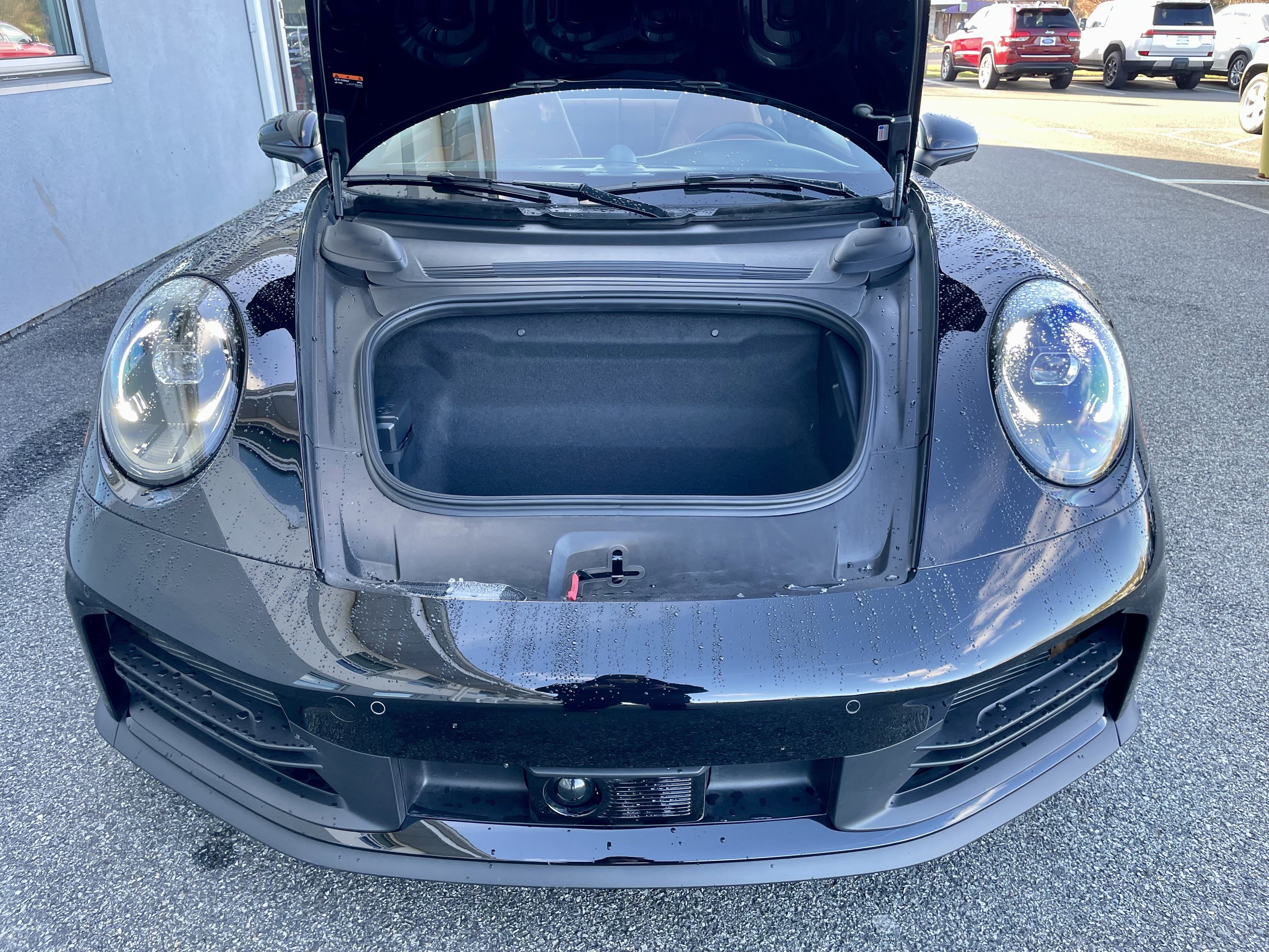 Used 2025 Porsche 911 Carrera image 35