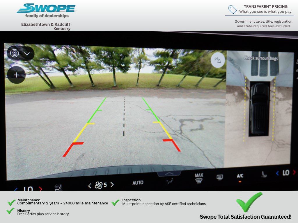 Used 2025 Ford Explorer ST AWD/4WD image 24