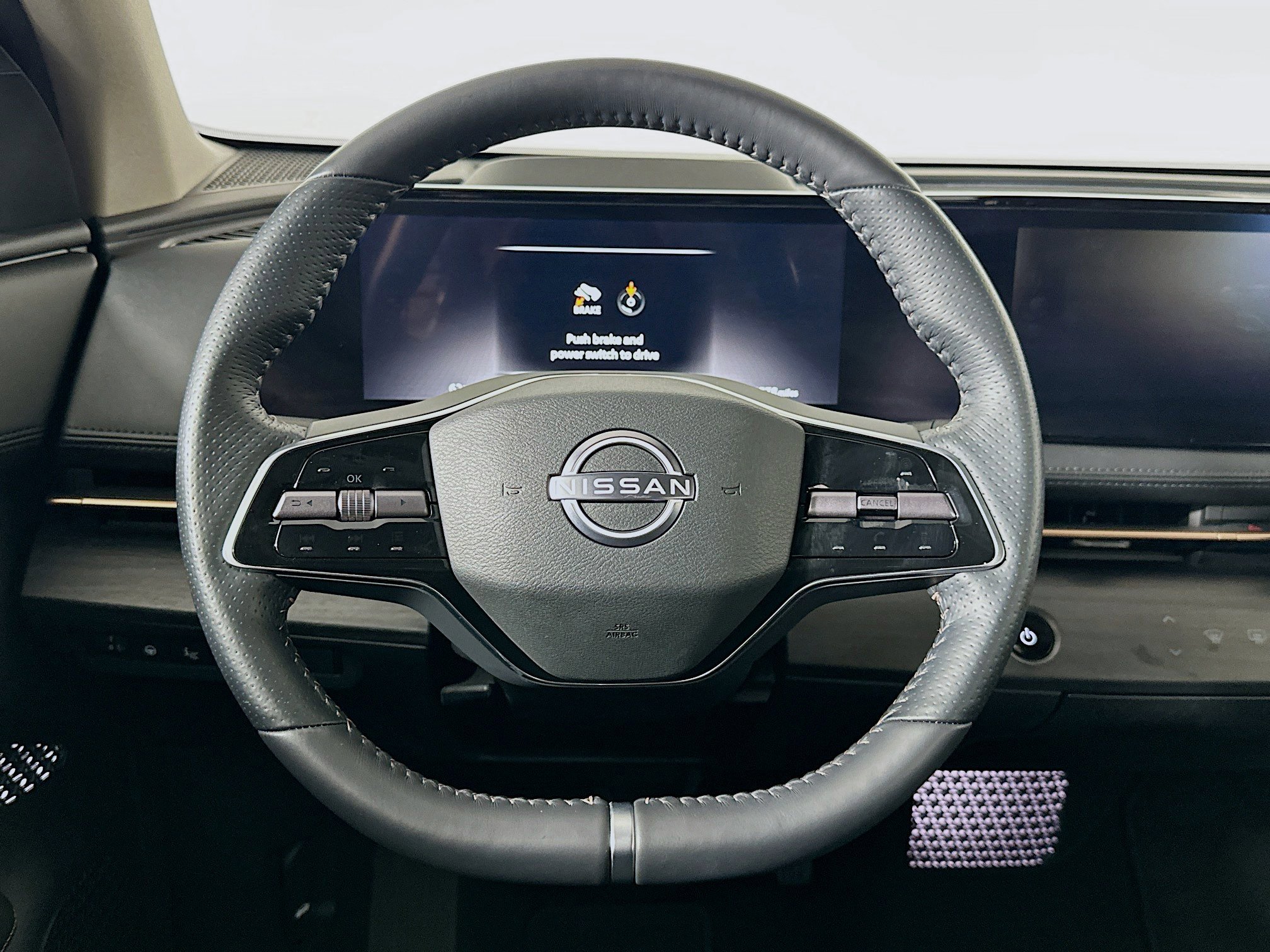 Used 2023 Nissan Ariya FWD image 18