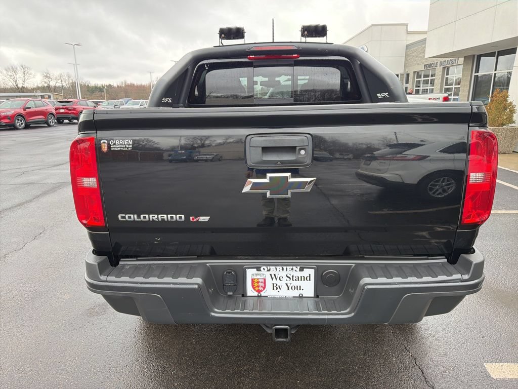 Used 2019 Chevrolet Colorado ZR2 w/ ZR2 Midnight Special Edition AWD/4WD image 4