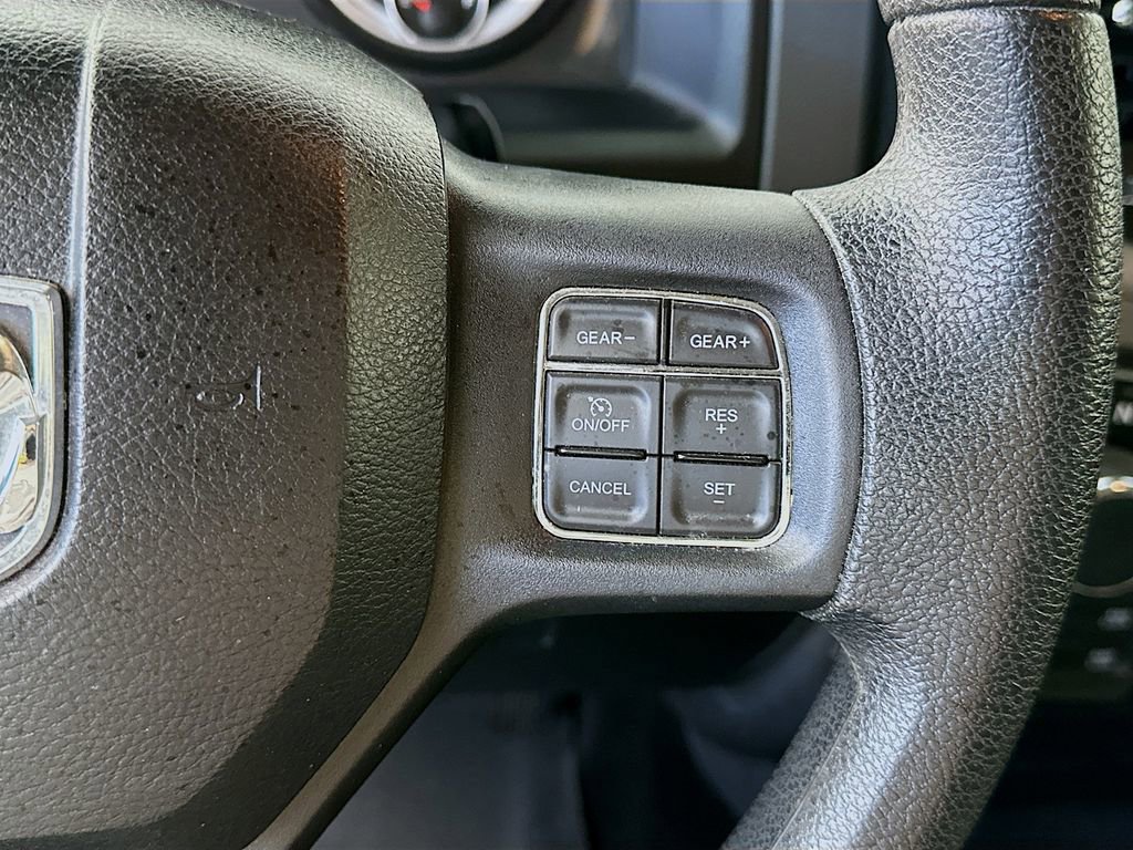 Used 2015 RAM 1500 Express AWD/4WD image 24