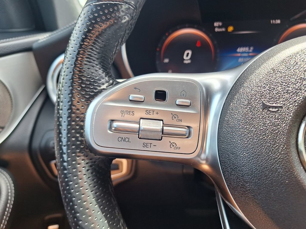 Used 2023 Mercedes-Benz GLC 300 4MATIC Coupe image 21