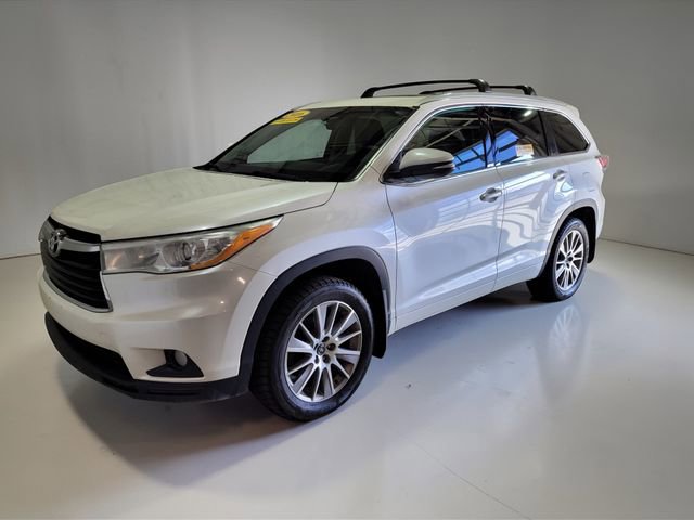 Used 2016 Toyota Highlander XLE image 13