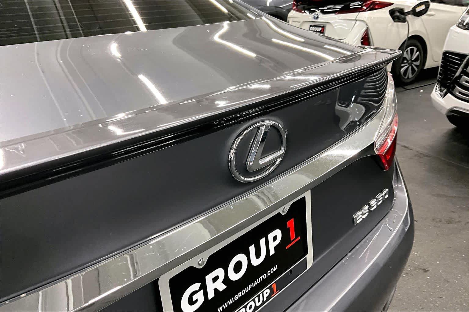 Used 2017 Lexus ES 350 w/ Accessory Package 2 FWD image 30