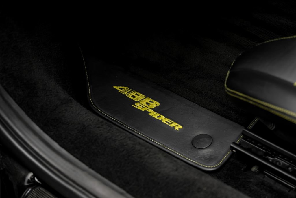 Used 2018 Ferrari 488 Spider RWD image 36