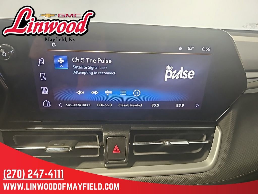 Used 2025 Chevrolet TrailBlazer LT AWD/4WD image 21