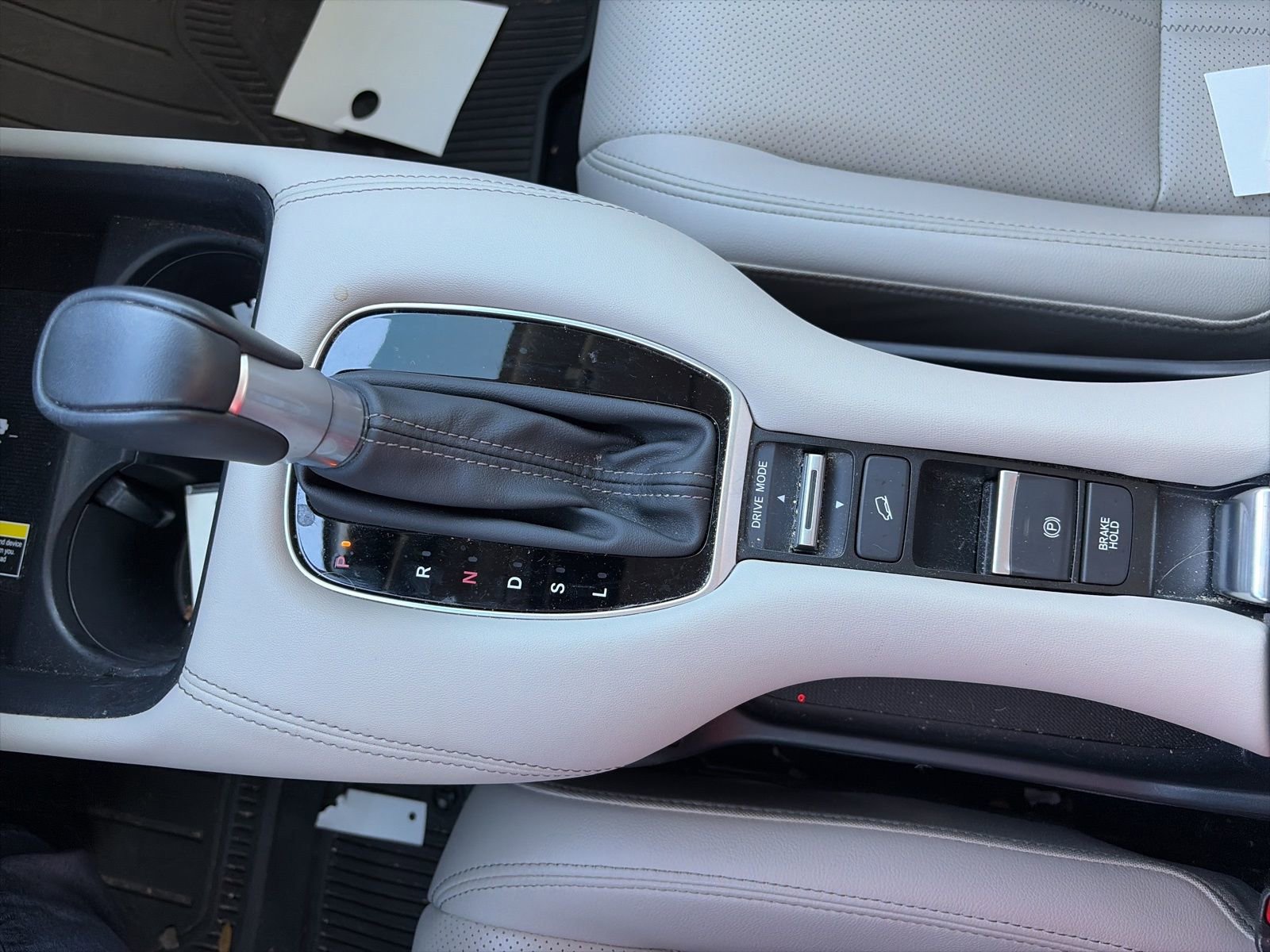 Certified 2024 Honda HR-V EX-L image 17