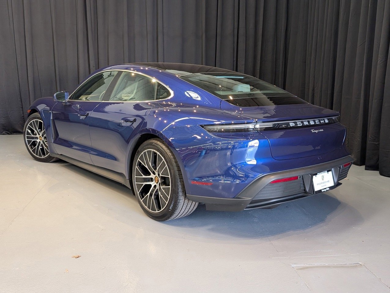 New 2024 Porsche Taycan image 3