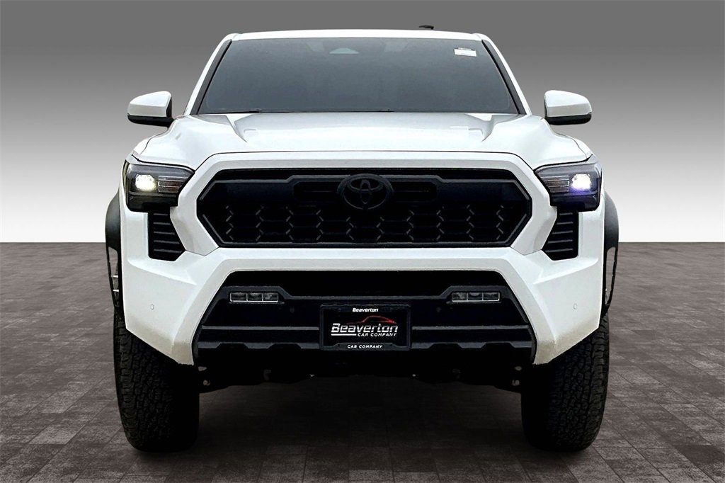 Used 2025 Toyota Tacoma TRD Off-Road image 4