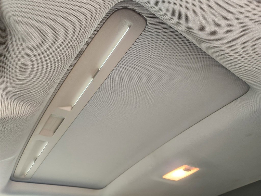 Used 2019 Chevrolet Trax Premier w/ Midnight Edition image 27