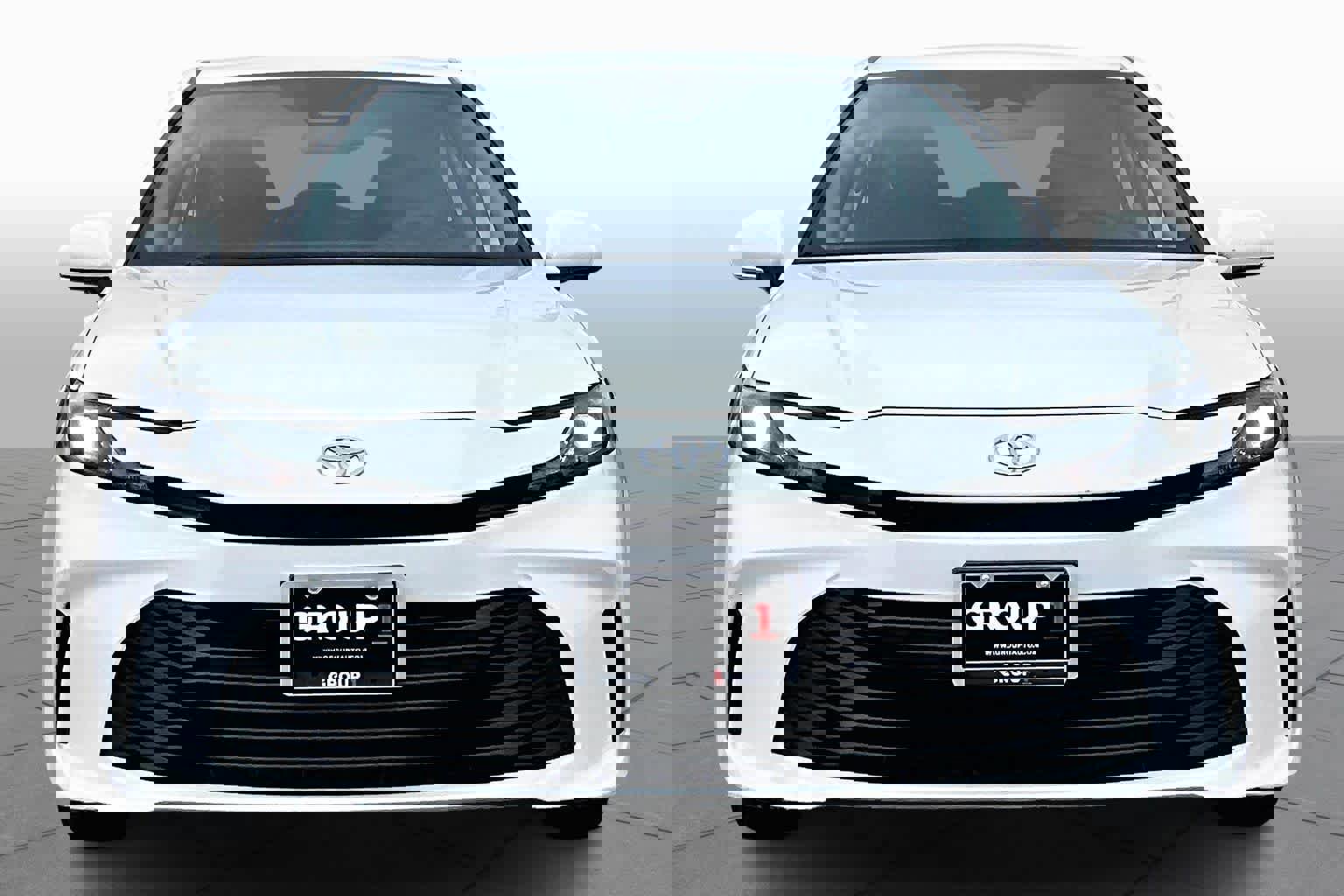 Used 2025 Toyota Camry LE image 4