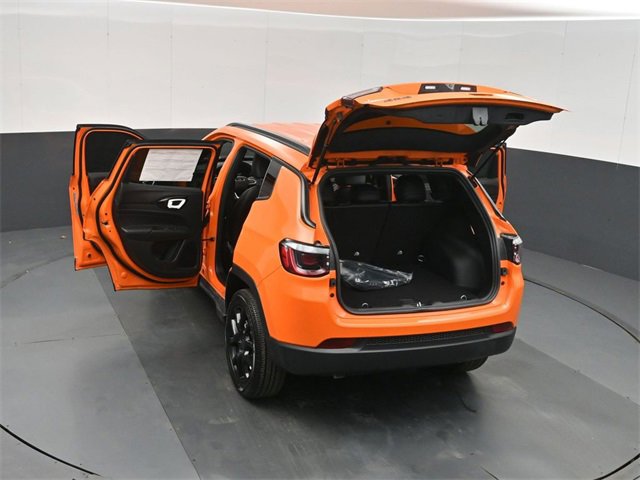 New 2026 Jeep Compass Latitude image 50