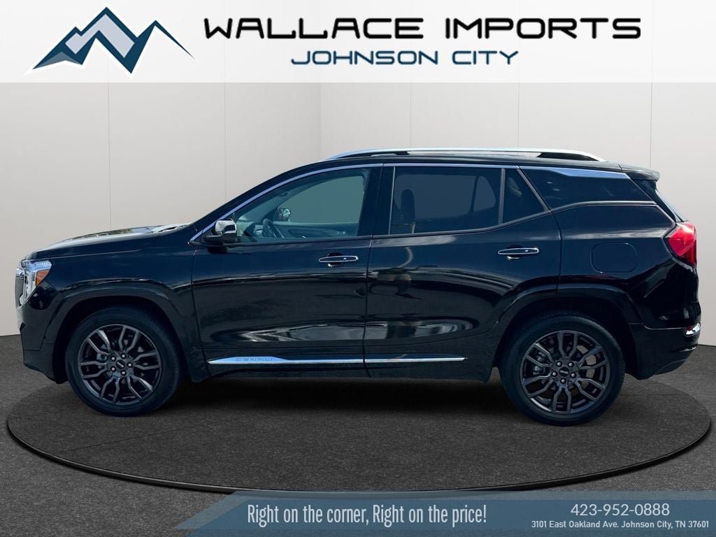 Used 2024 GMC Terrain Denali w/ Black Diamond Edition