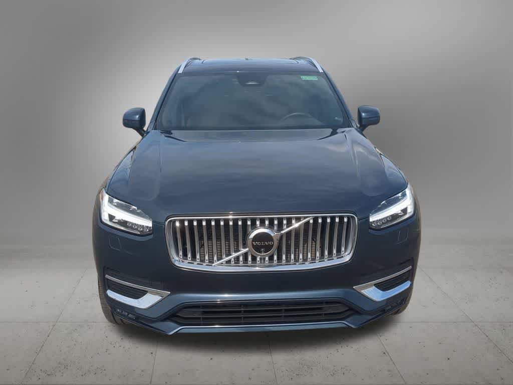 Certified 2024 Volvo XC90 B6 Plus AWD/4WD image 9