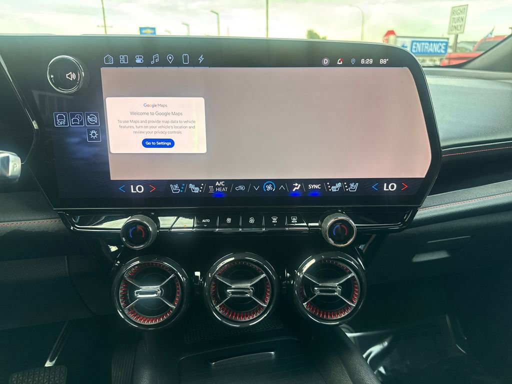 Used 2025 Chevrolet Blazer EV RS AWD/4WD image 18