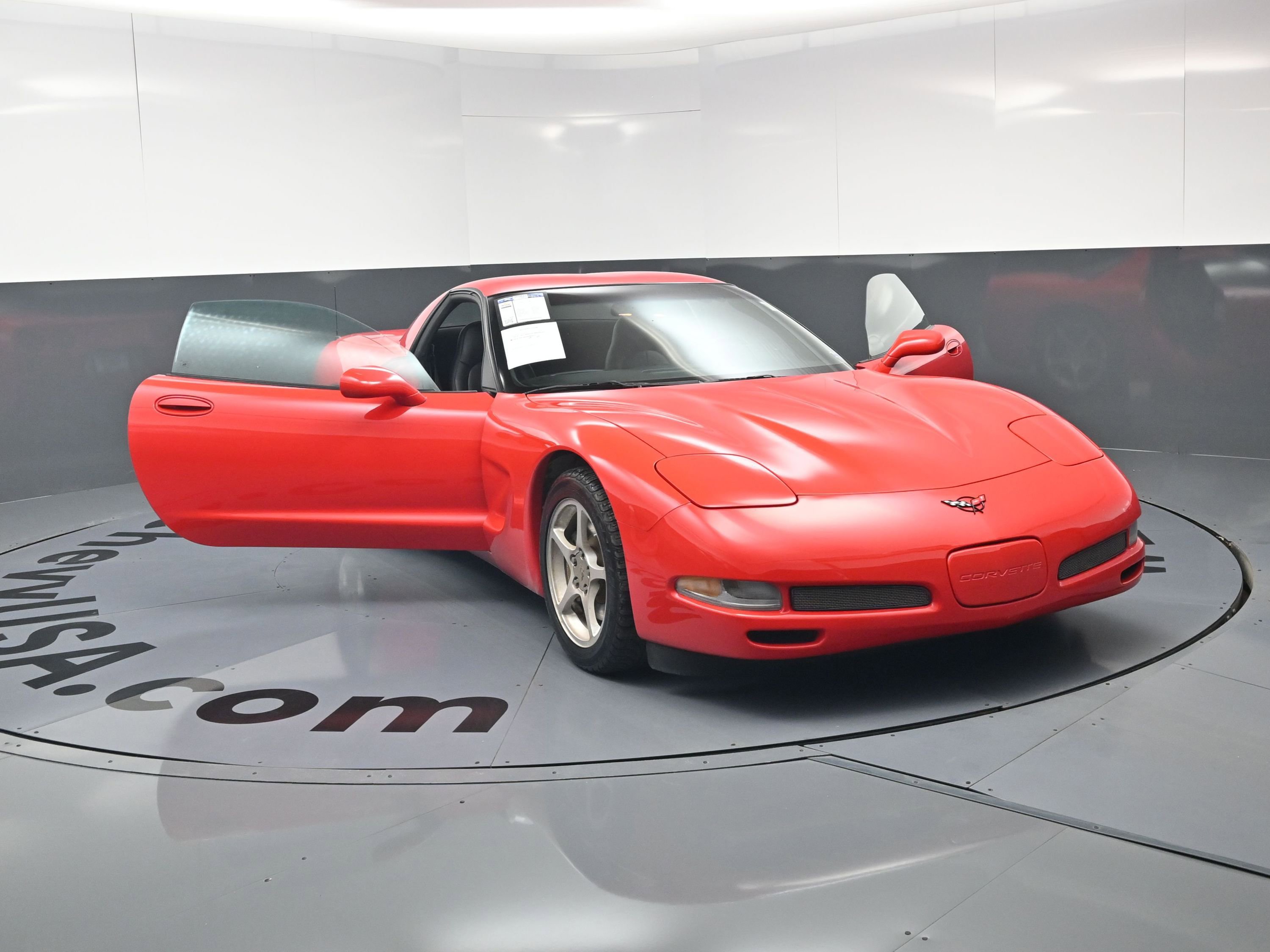 Used 2000 Chevrolet Corvette Coupe image 21