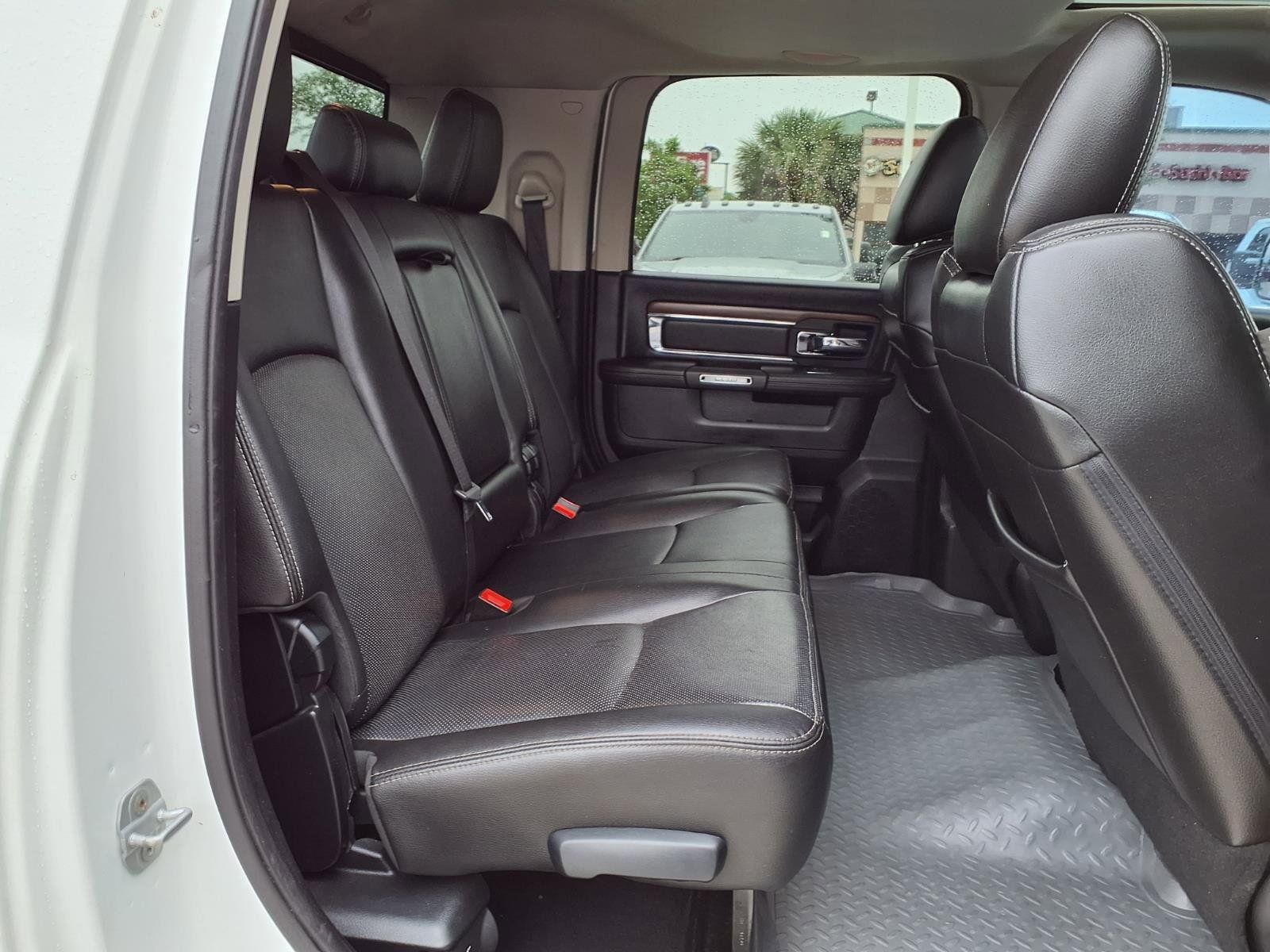 Used 2015 RAM 2500 Laramie w/ Convenience Group AWD/4WD image 22