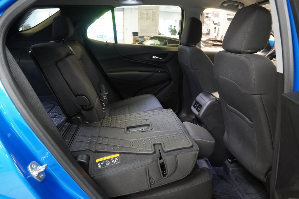 Certified 2024 Chevrolet Equinox LT w/ LPO, Floor Liner Package FWD image 34