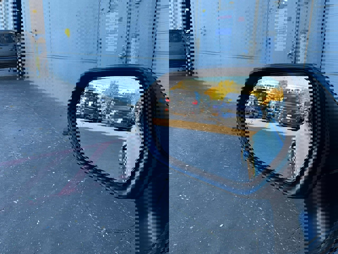 Used 2025 Toyota Camry LE image 18