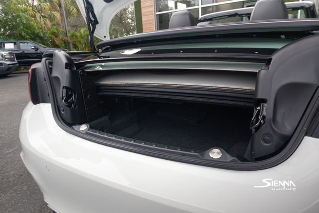 Used 2017 BMW M4 Convertible image 47