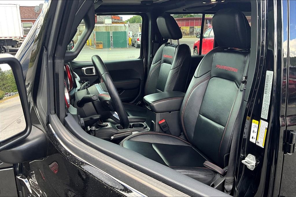 Used 2019 Jeep Wrangler Unlimited Rubicon w/ Dual Top Group image 23