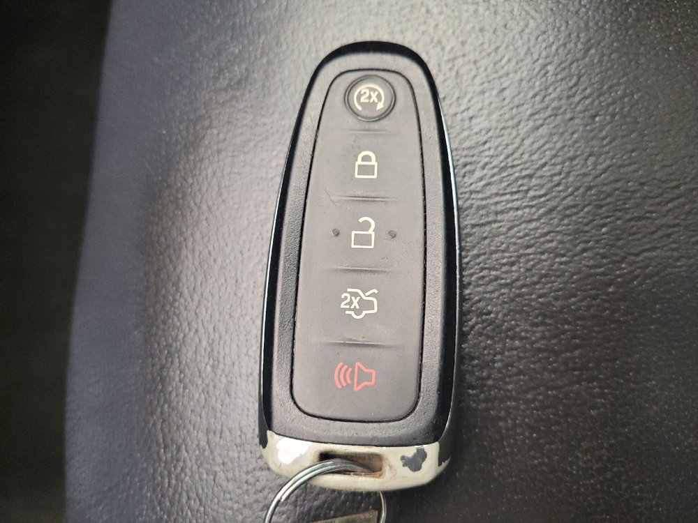 Used 2017 Ford Escape Titanium w/ Equipment Group 301A image 32