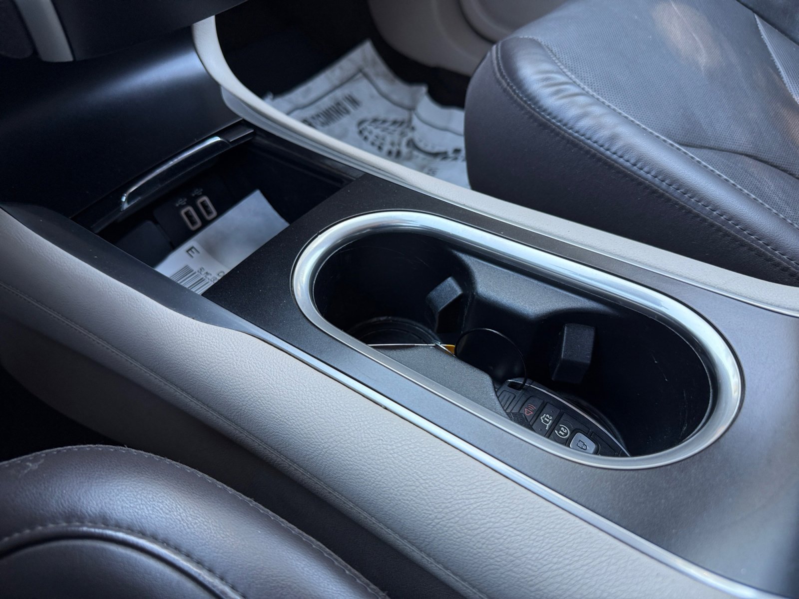 Used 2019 Lincoln MKC Reserve image 13