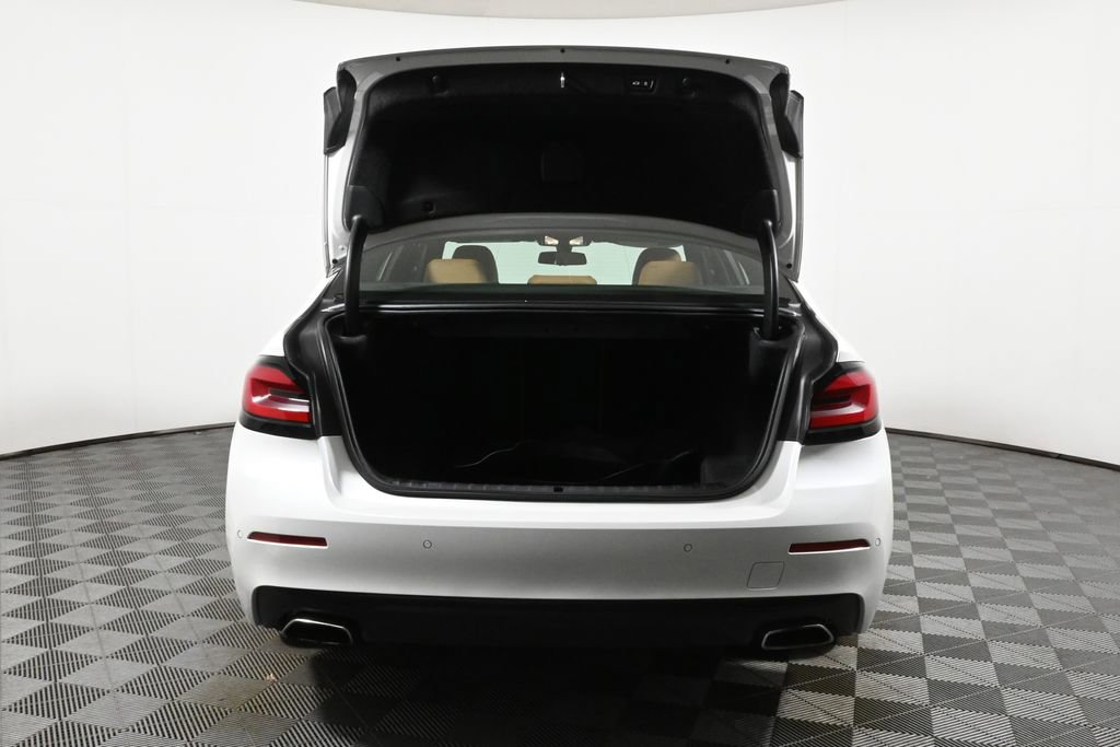 Certified 2022 BMW 530i xDrive w/ Convenience Package image 35