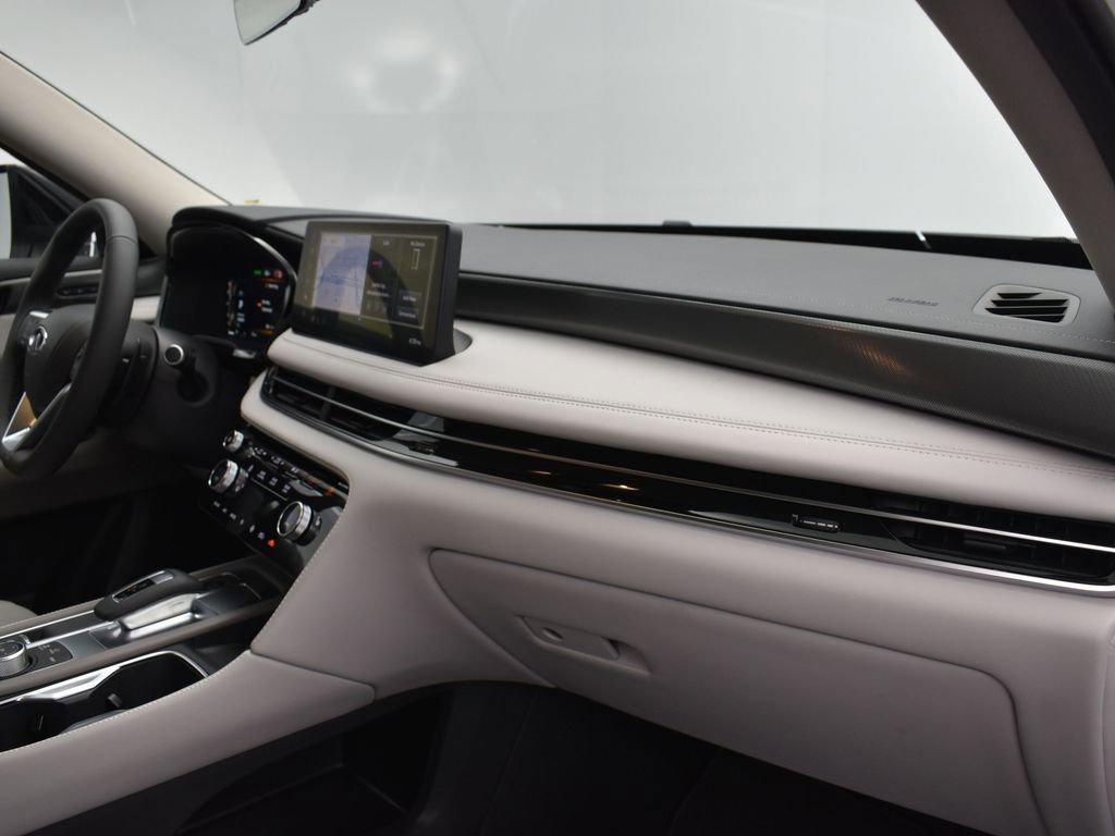 Used 2026 INFINITI QX60 Pure w/ Cargo Package FWD image 25