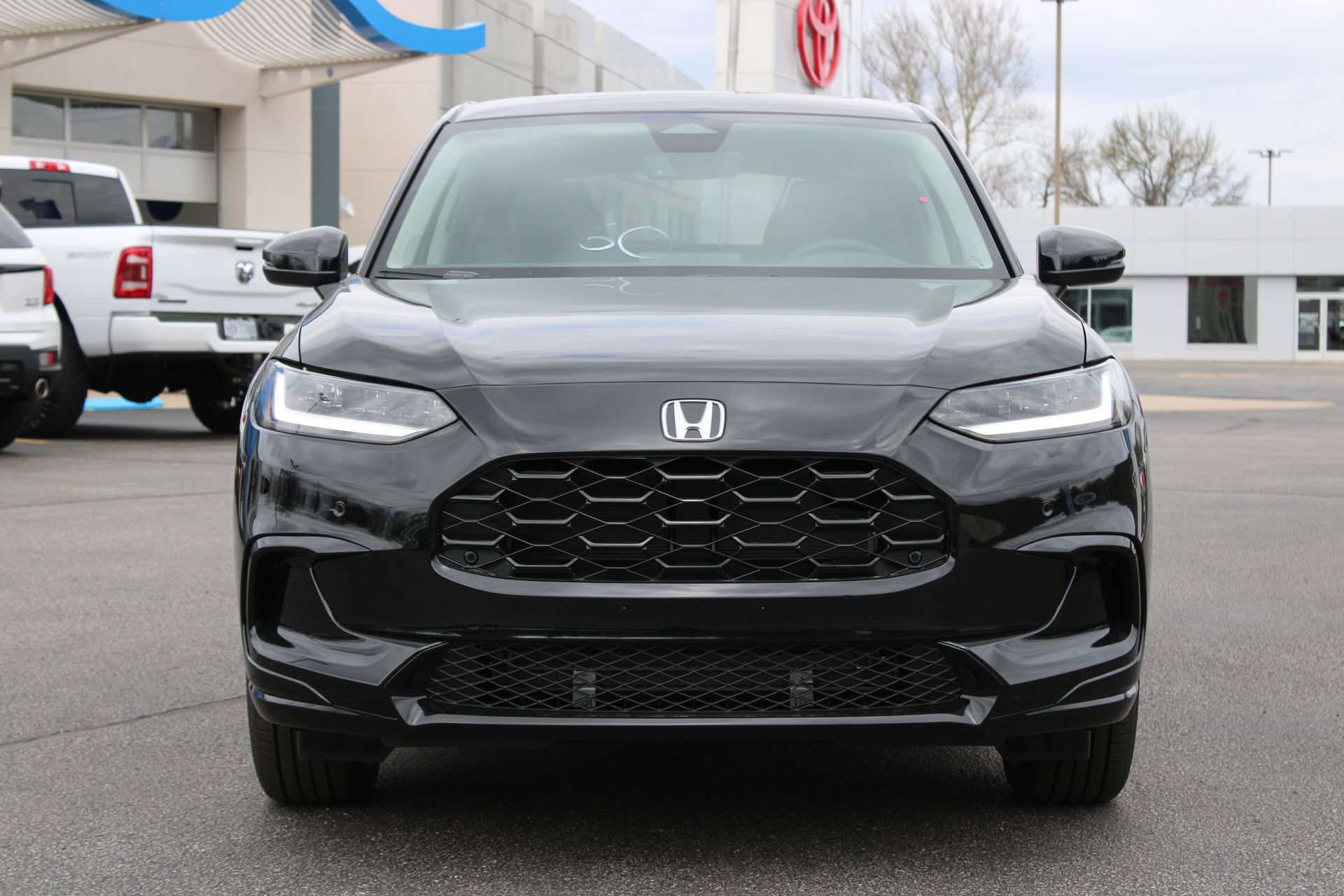 New 2026 Honda HR-V EX-L image 3