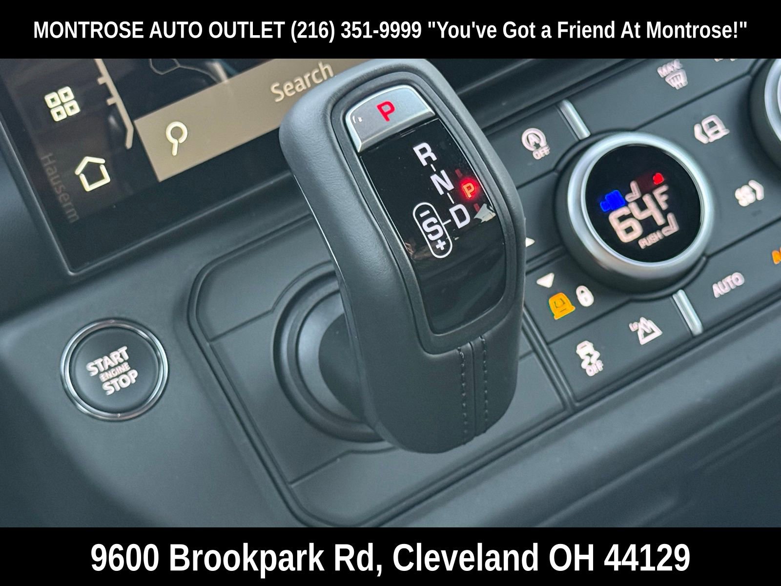 New 2025 Land Rover Defender 90 S image 22