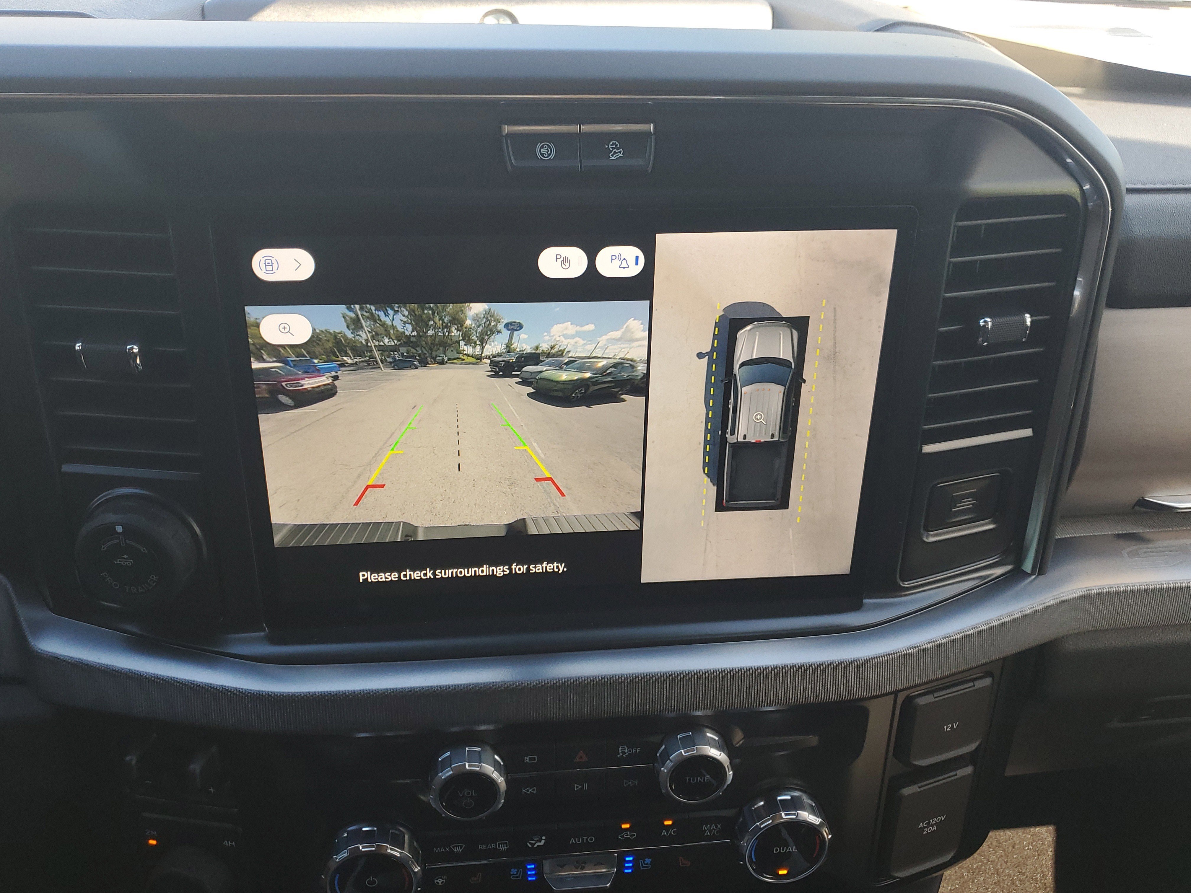 New 2026 Ford F350 Platinum w/ FX4 Off-Road Package image 17