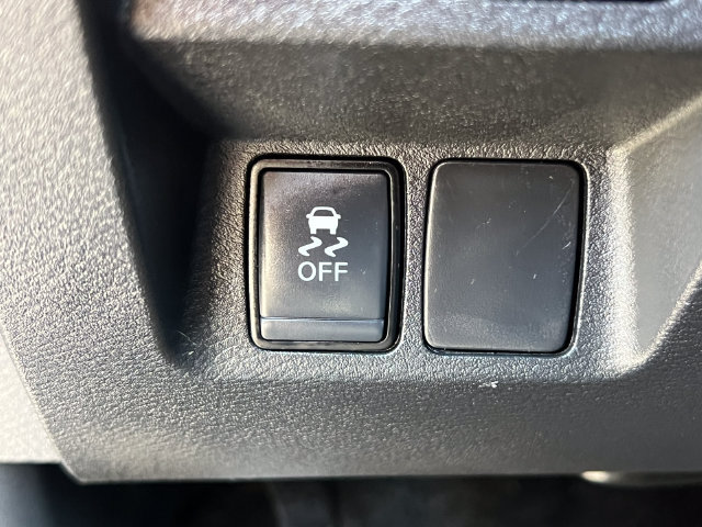 Used 2024 Nissan Frontier SL AWD/4WD image 27