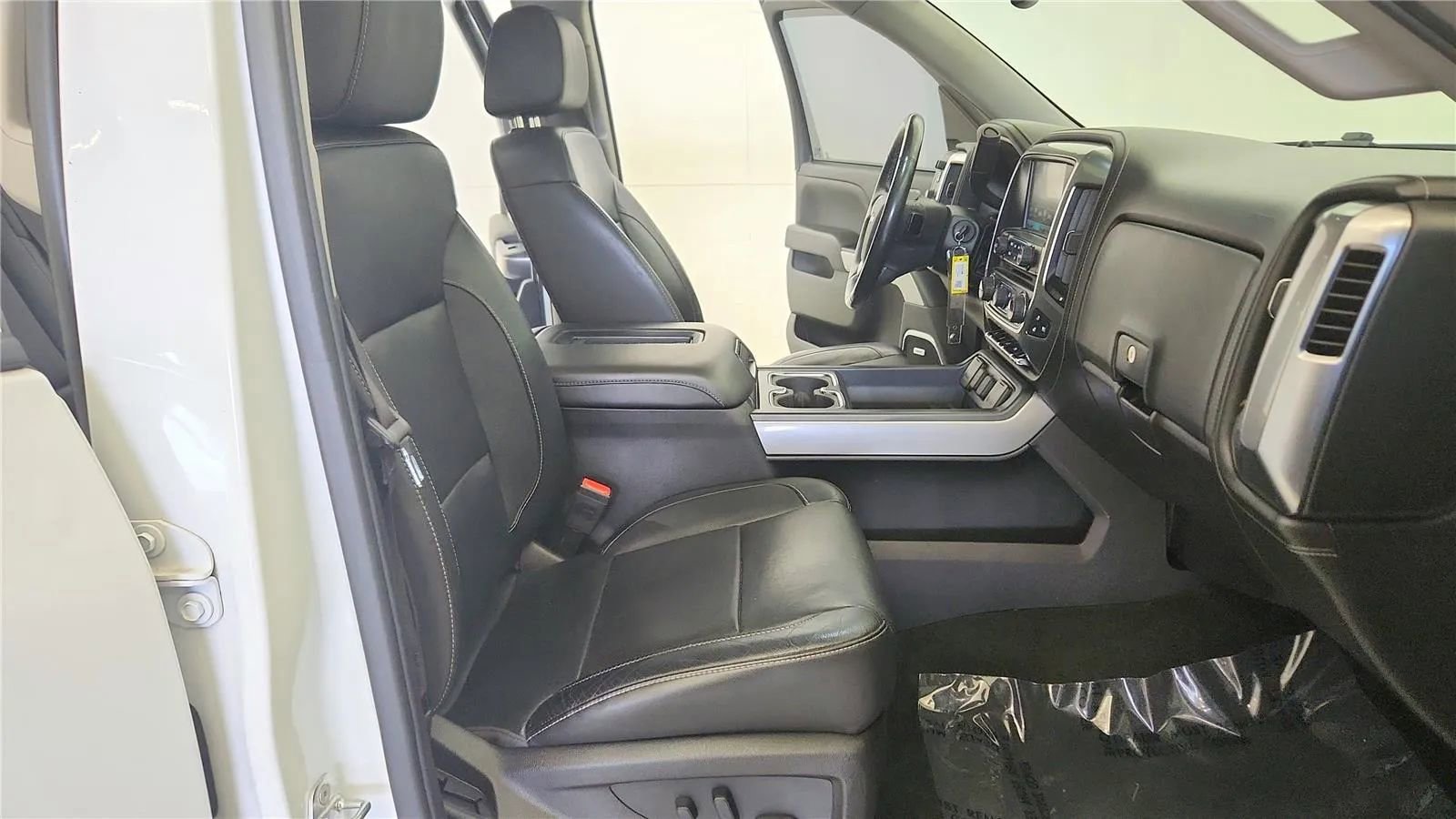 Used 2017 Chevrolet Silverado 1500 LTZ Z71 w/ Redline Edition image 37